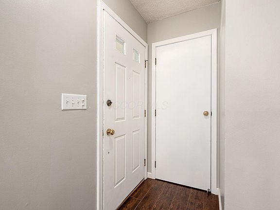 4th image of 1138 Welwyn Dr