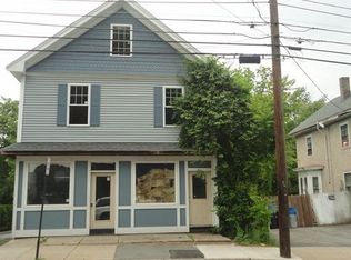 658 Main St, Woburn, MA 01801