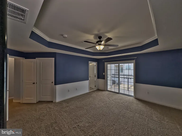 23542 Buckland Farm Ter — Photo 12
