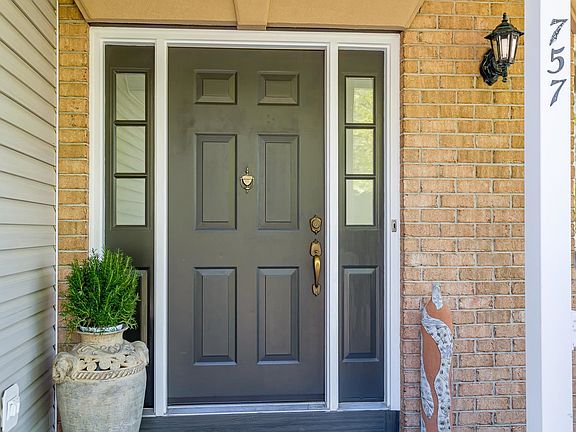 4th image of 757 Woodland Dr