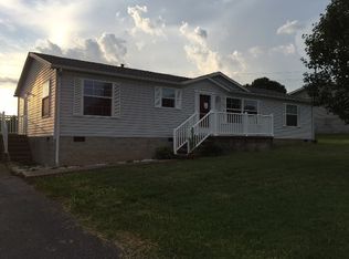 1907 Reflection Ln, Bowling Green, KY 42101