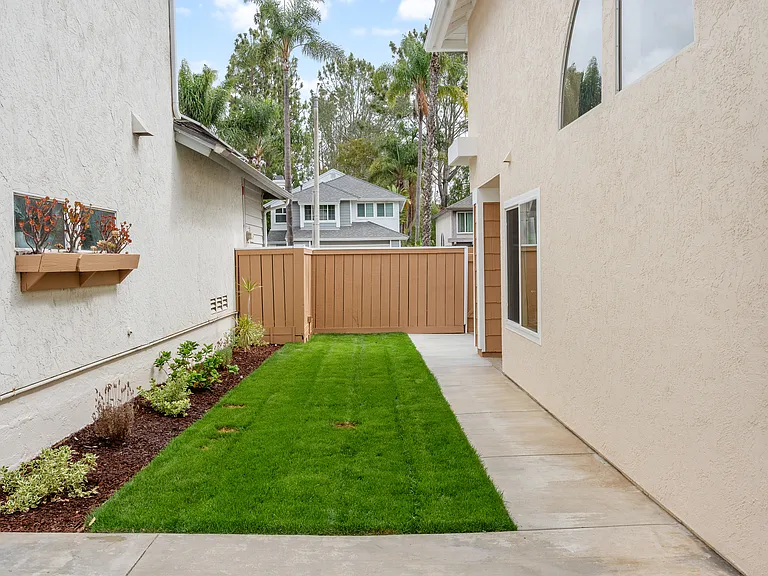 6711 Xana Way — Photo 66