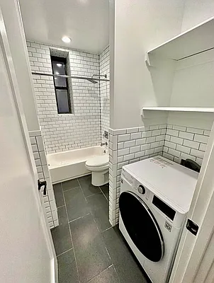 Rented by Max Apt LLC | media 4