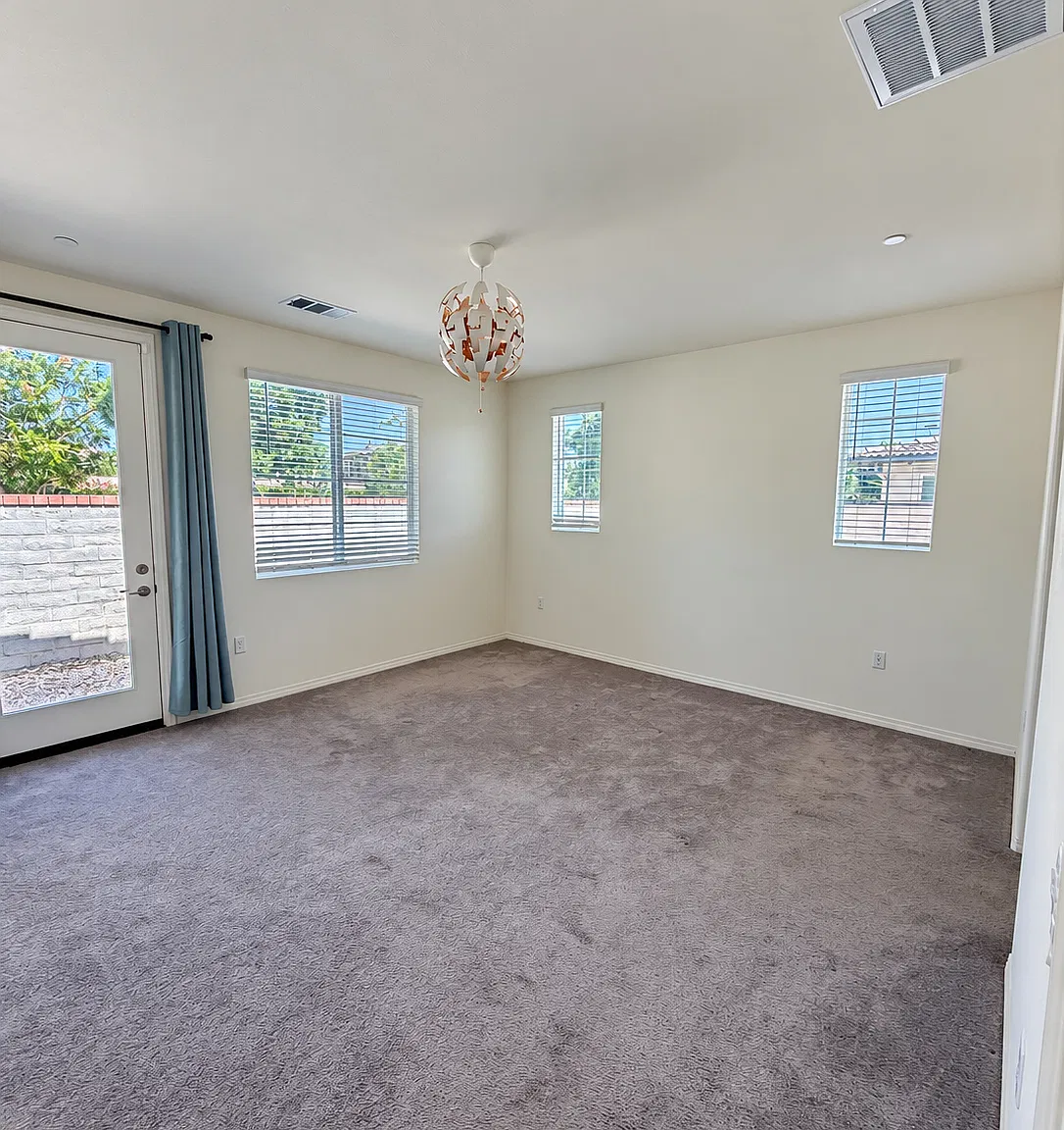 2 bed, 1556 sqft, $3,295 — Photo 4