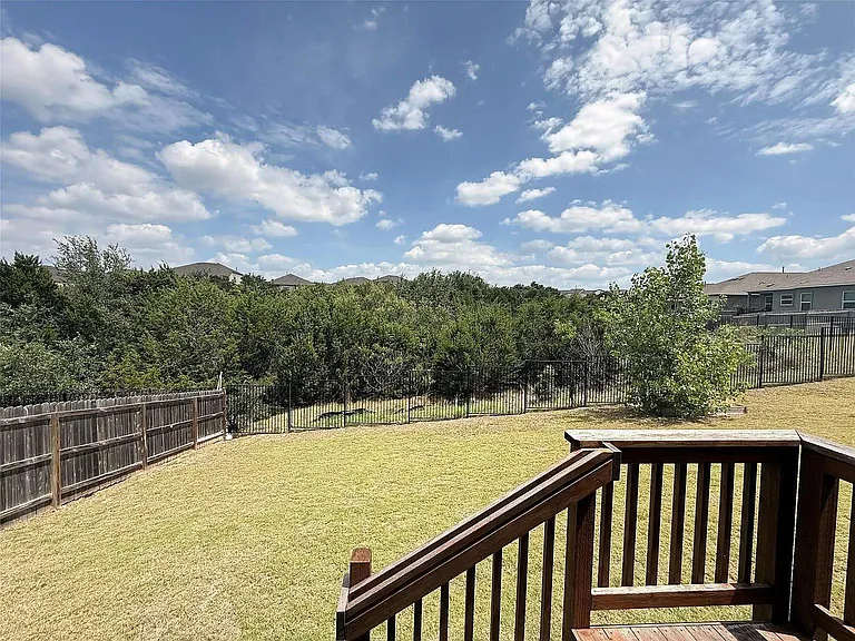 1216 Blackhaw Ln — Photo 21