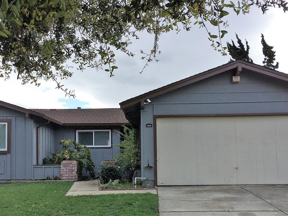 1st image of 3018 Balmoral Dr