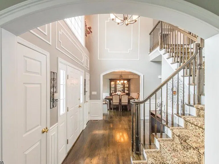 2 Magestro Ct — Photo 5