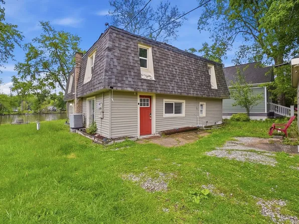 11839 E Gregg Blvd, Momence, IL 60954