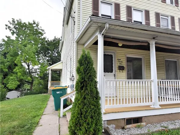 824 William St, Pen Argyl, PA 18072