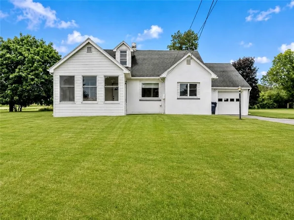 524 Cline Rd, Victor, NY 14564