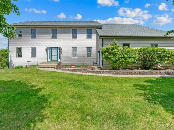 6701 Debbie Ln, Marengo, IL 60152