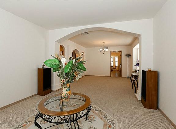 2nd image of 3513 Tierra Amanda Ln