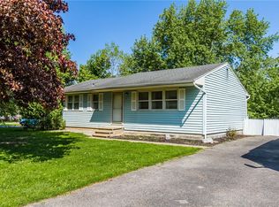 10 Shamrock Dr, Rochester, NY 14623