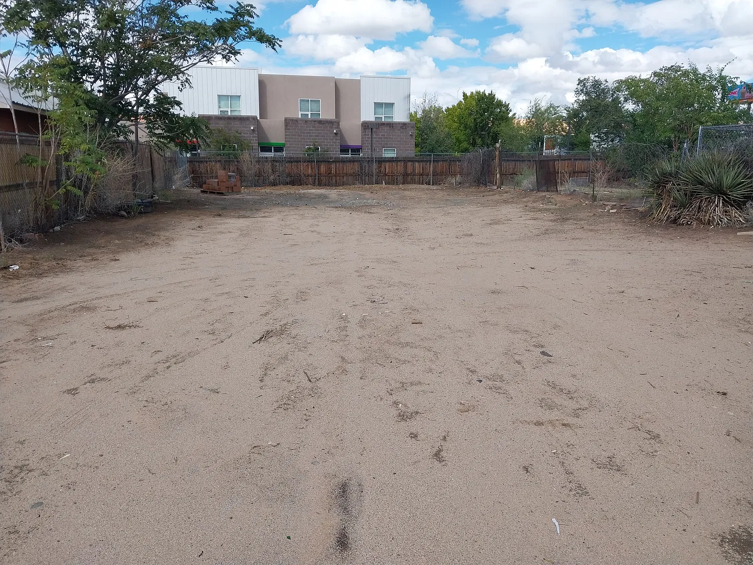 2 bed, 600 sqft, $1,100 — Photo 3
