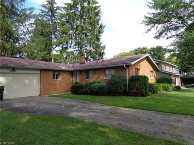 29504 Stewart Dr, North Olmsted, OH, 44070