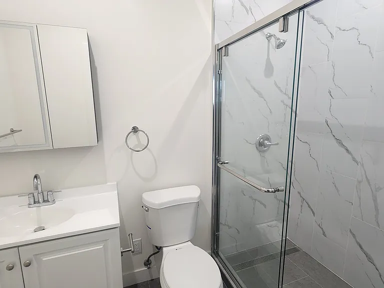 116 Woodrow St — Photo 5
