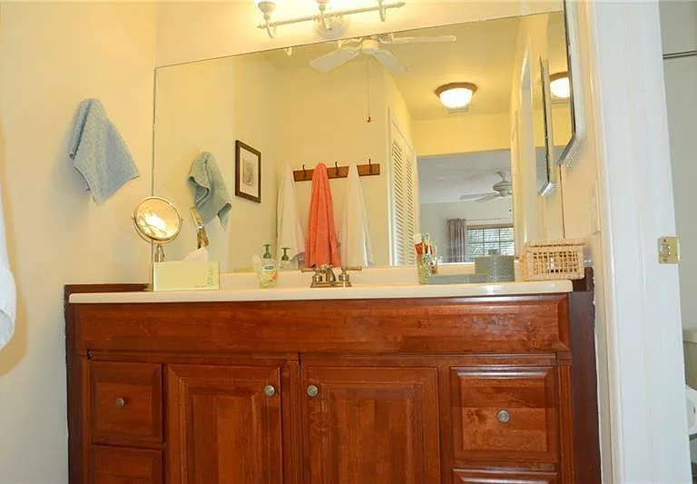6499 Bay Club Dr #2 — Photo 11