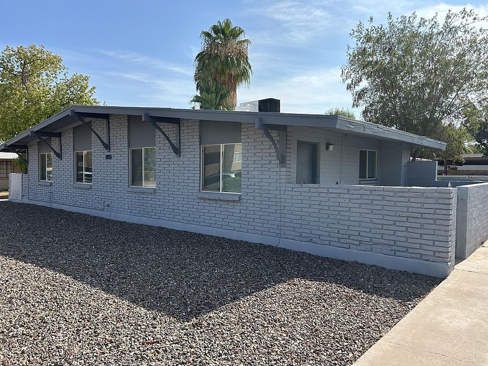 1st image of 2025 S Forest Ave #1