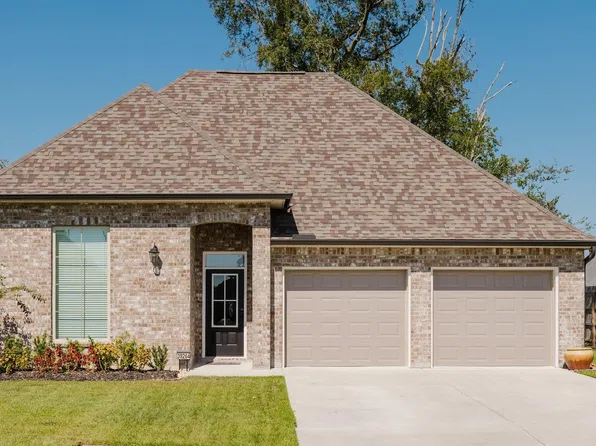 39264 Pelican Ln, Prairieville, LA 70769