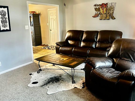 3rd image of 102 S West St
