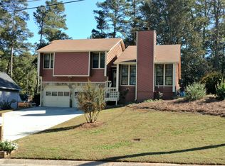 136 Timothy Ln, Lilburn, GA 30047