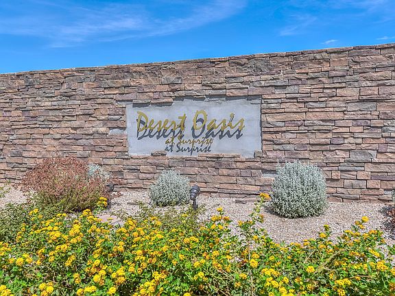 Community entry monument