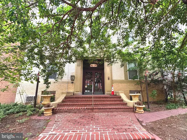 1322 15th St NW APT 32, Washington, DC 20005