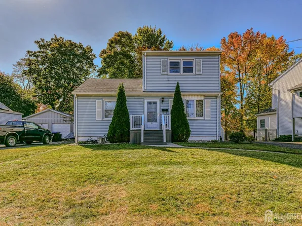 19 Victory Pl, East Brunswick, NJ 08816