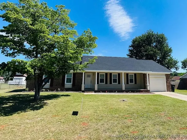 7690 Beverly Dr, Fayetteville, NC 28314