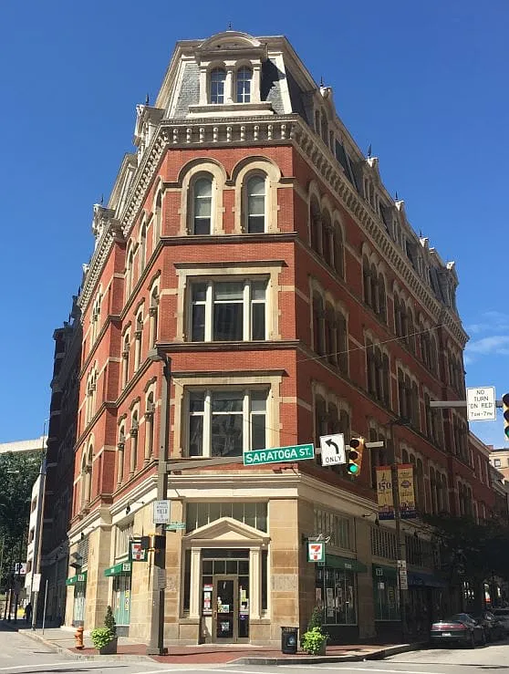 GLC 300 N Charles LLC — Photo 1