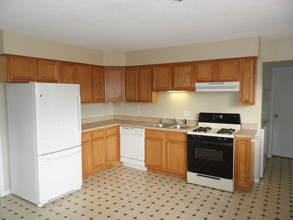4th image of 10237 Bayton Ct