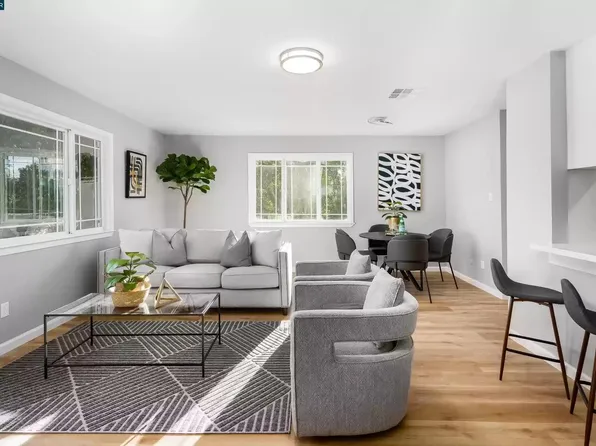 2255A Rockne Dr, Concord, CA 94518