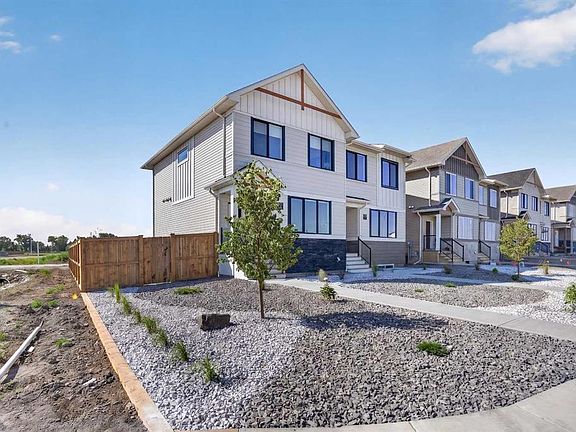 2nd image of 2603 N 16th Ave