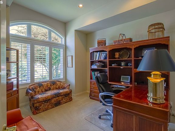 5th image of 15168 NW Aberdeen Dr