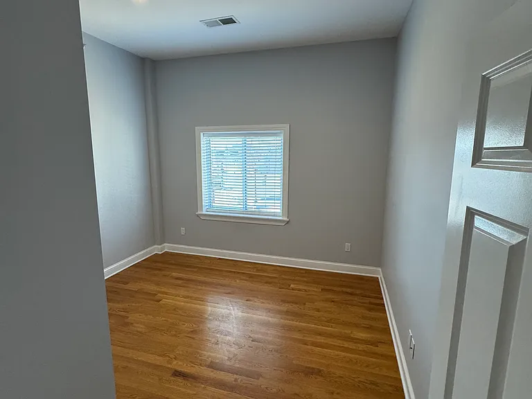 2067 Barnum Ave #A — Photo 8