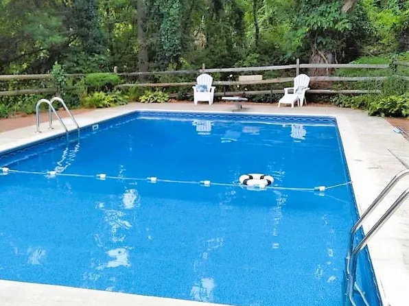 2704 Golf Ct, Baldwin, MD 21013