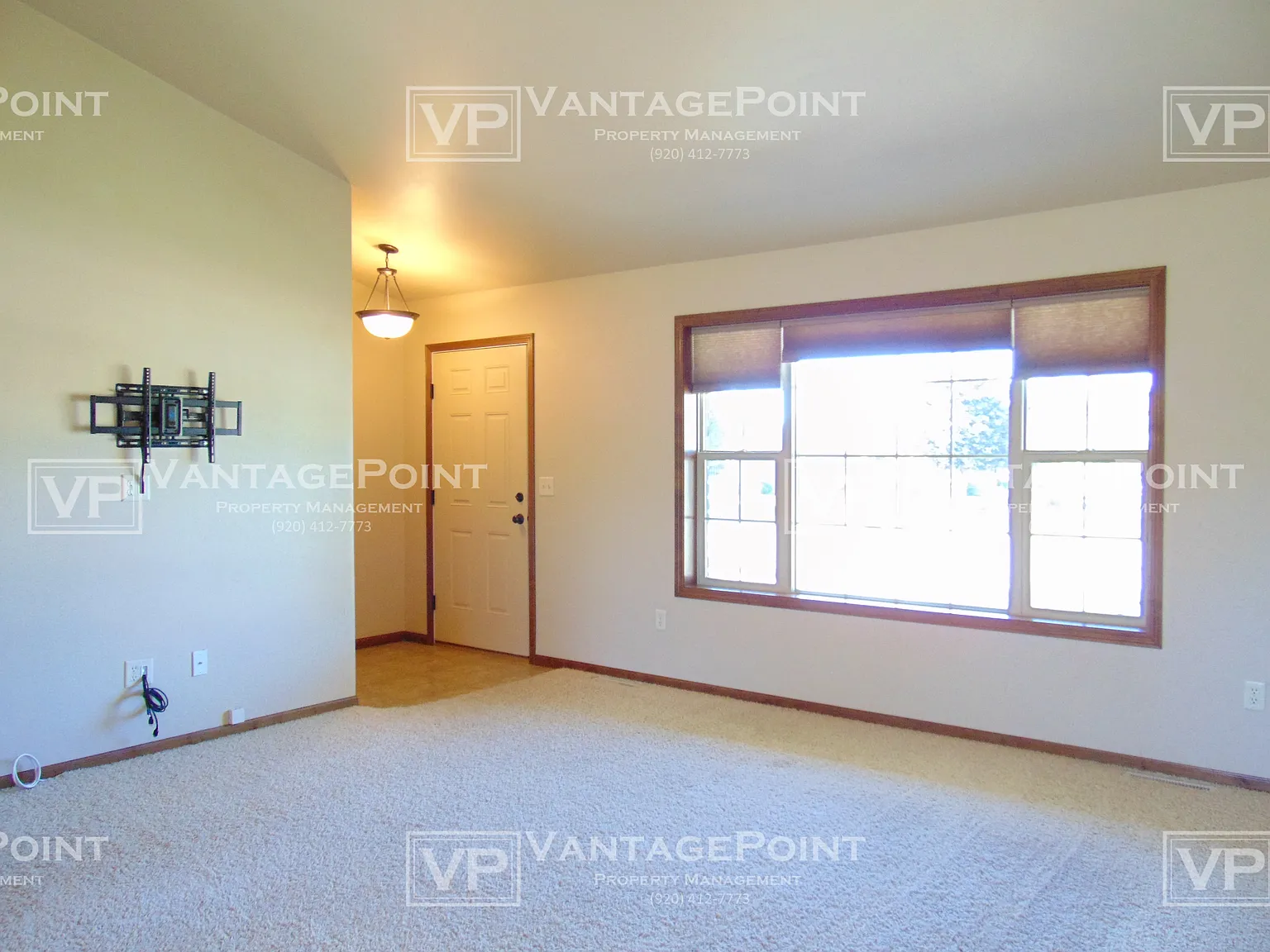 1439 Alpine Drive - 1 — Photo 2