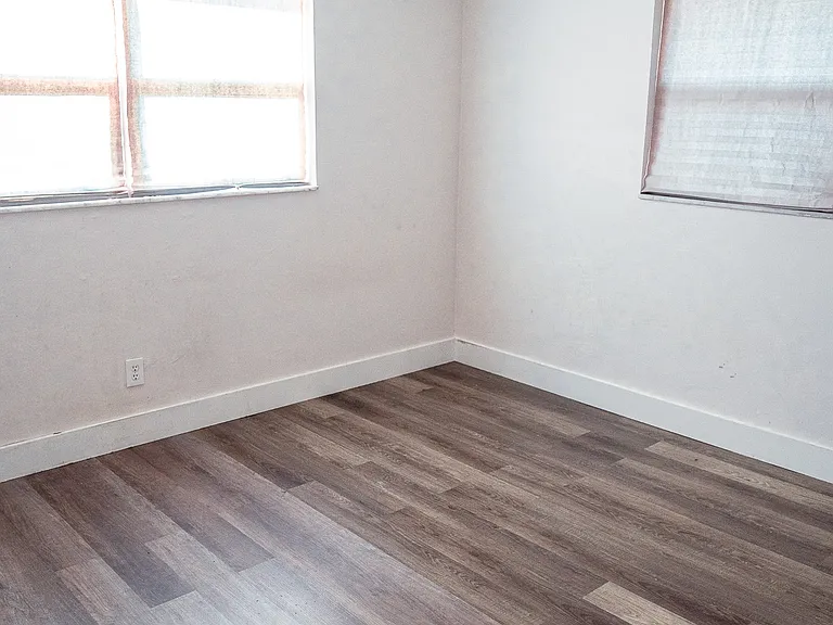 6671 Fiesta Way — Photo 21