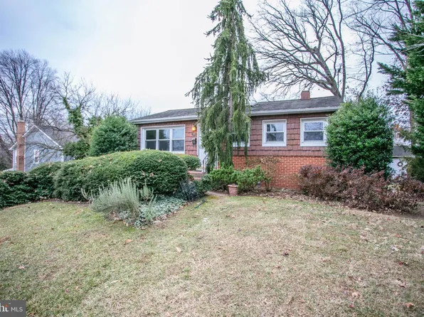 1905 Richmond Ave, Woodbridge, VA 22191