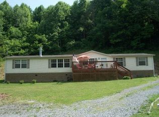 5362 Sinking Waters Rd, Bandy, VA 24602