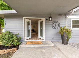 1550 NE Echo Dr, Bremerton, WA 98311