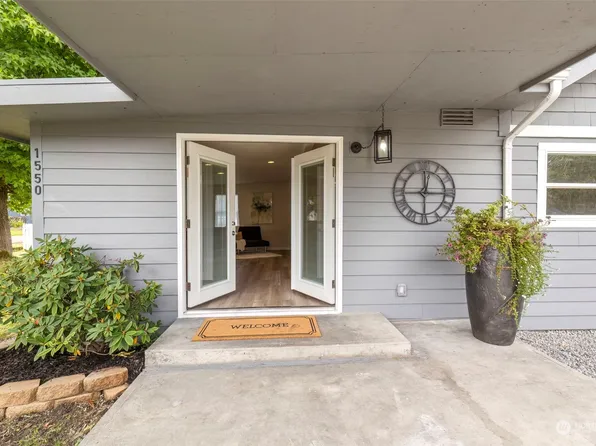 1550 NE Echo Drive, Bremerton, WA 98311