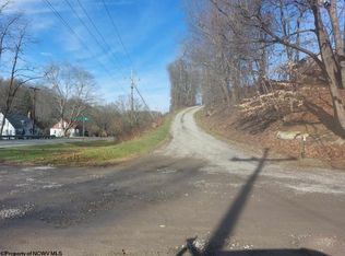 15 Smith Rd, Morgantown, WV 26501