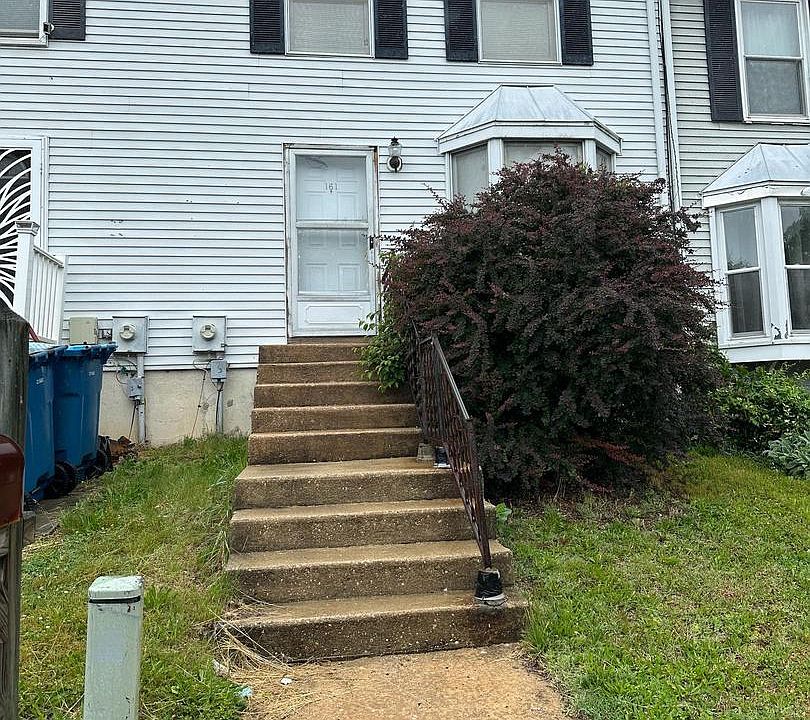 1st image of 161 Whitburn Pl