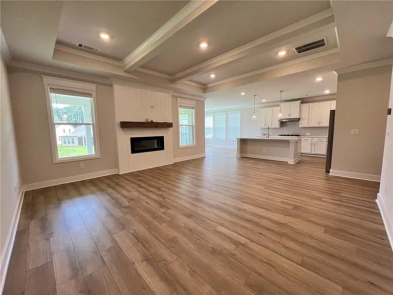 905 Winding Rose Dr — Photo 7