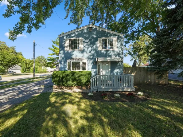 867 John St, Bensenville, IL 60106