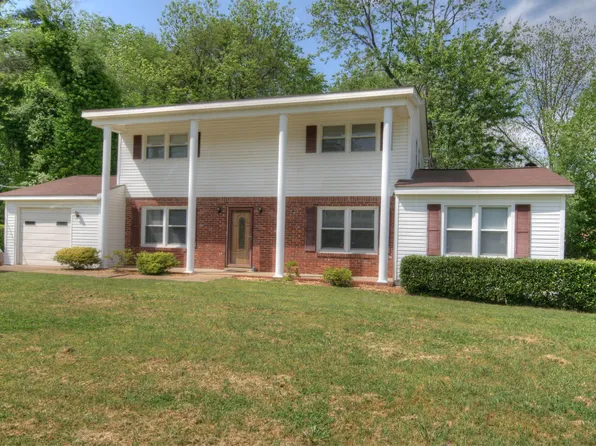 3716 Jamestown Dr NW, Huntsville, AL 35810