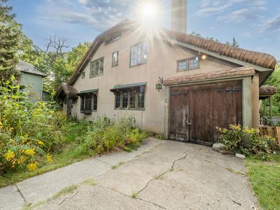 576 Colfax Ave, Benton Harbor, MI, 49022