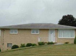 119 Helen St, Washington, PA 15301