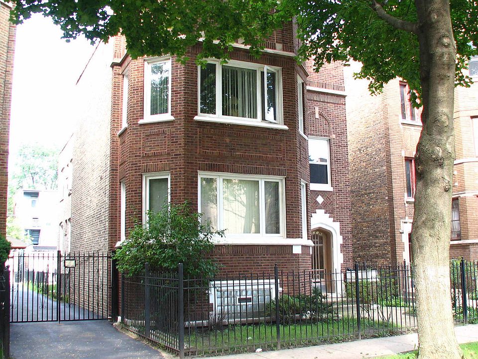 2nd image of 7716 S Kingston Ave